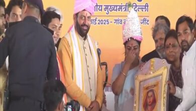 दिल्ली की CM रेखा गुप्ता ने नंदगढ़ में मनाया जन्मदिन