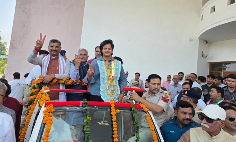 क्रिकेट विश्वकप विजेता शैफाली वर्मा का रोहतक में भव्य स्वागत