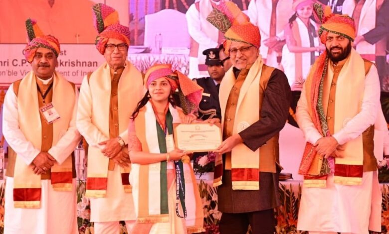 -उपराष्ट्रपति ने एनआईटी के 20वें दीक्षांत समारोह हुए शामिल