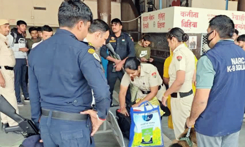 दिल्ली ब्लास्ट के बाद हरियाणा में हाई अलर्ट | पुलिस की छुट्टियां रद्द | दिल्ली नंबर कार से ₹1 करोड़ कैश बरामद